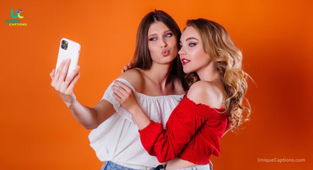 Clever Selfie Girls with Style